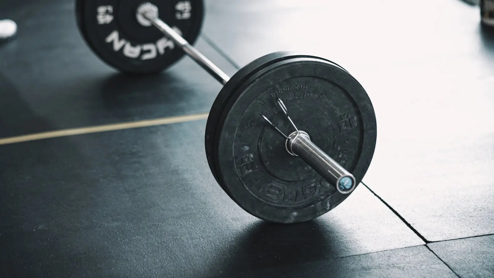 How Can Beginners Avoid Overtraining When Strength Training?