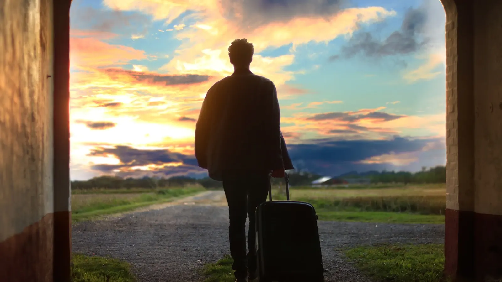 What are the best ways to recover after a long travel day?