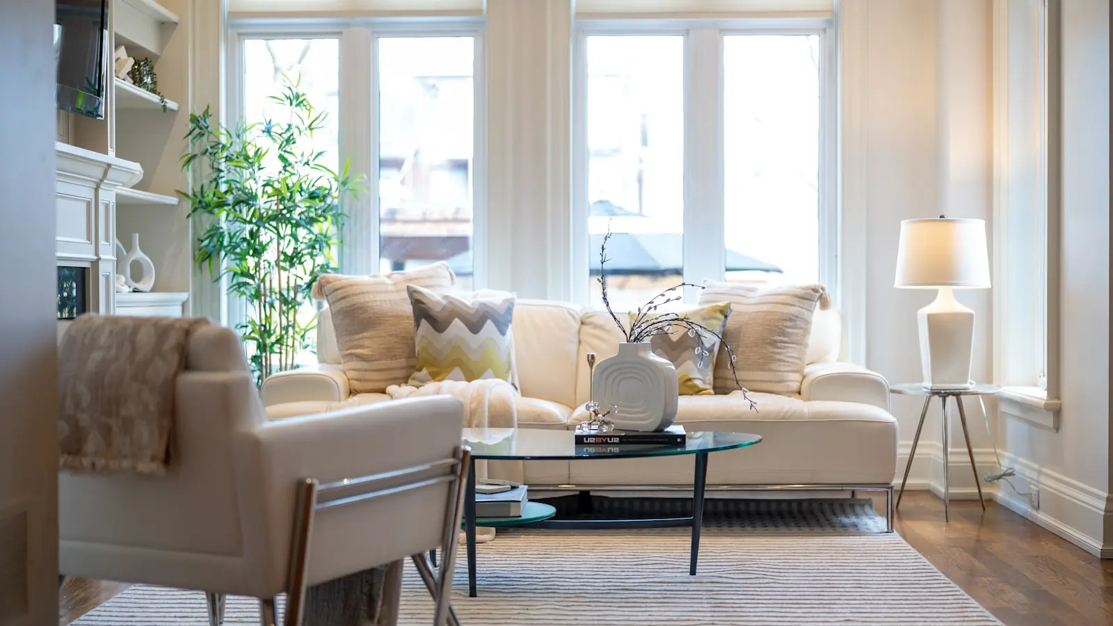 What is the cheapest way to declutter a home quickly?