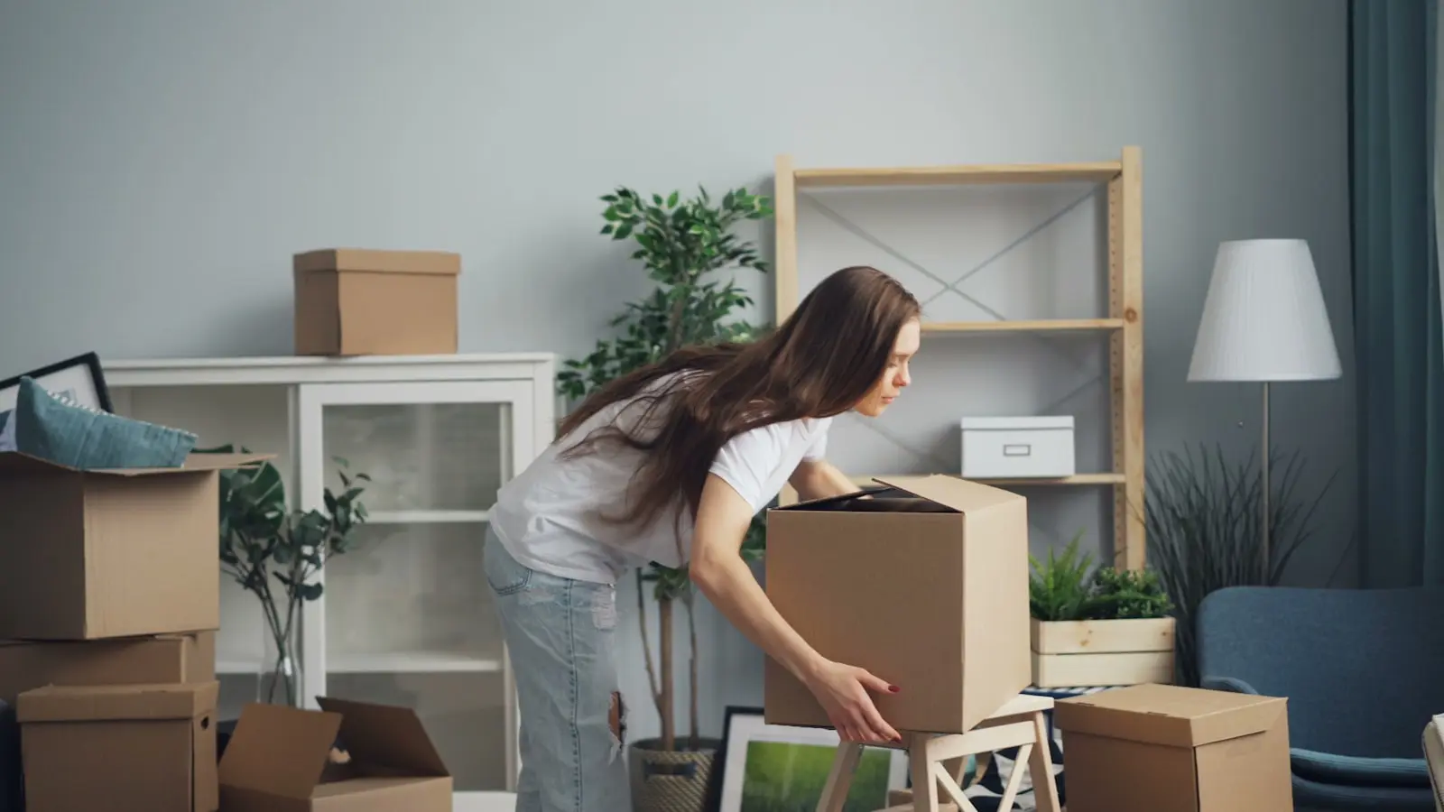 What is the cheapest way to furnish a first apartment?