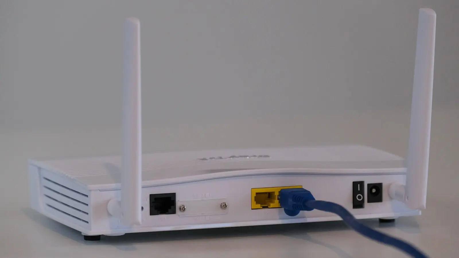 Why Does My Wi-Fi Keep Dropping Every Few Minutes on Windows 11?