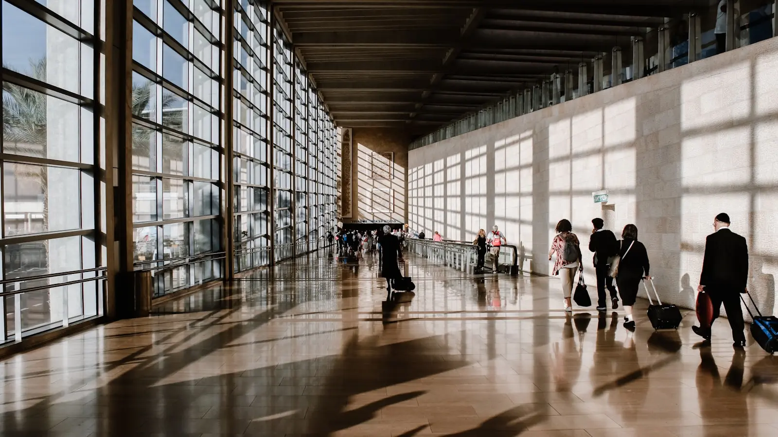 How Do Londoners Still Find Cheap Flights to Europe in 2025?