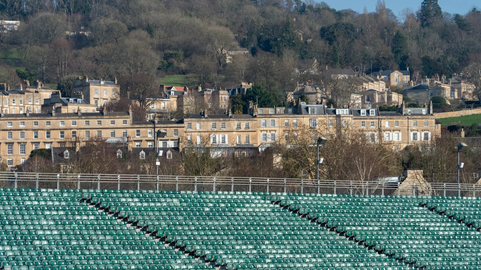 How Do Tourists Buy Premier League Tickets in London Without Getting Scammed