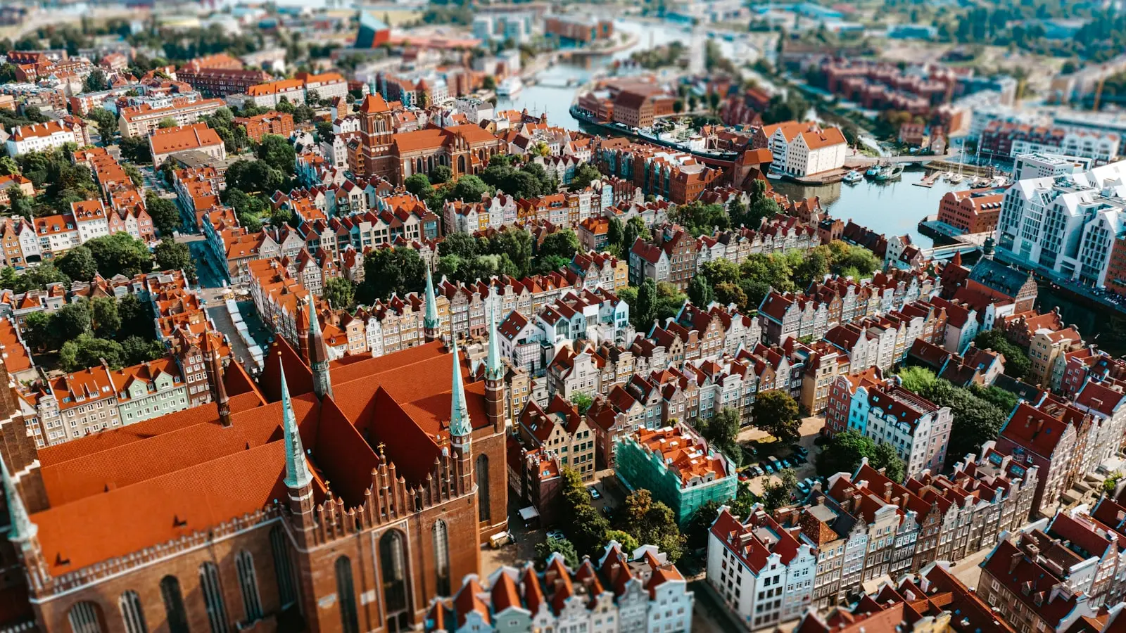 How to plan a two-week itinerary for Poland?