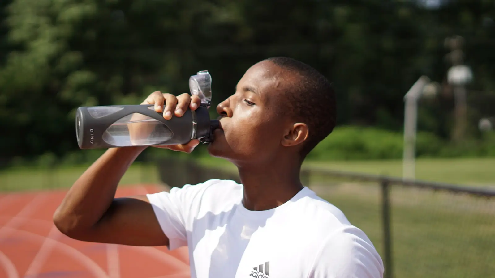 How to stop waking up with a dry mouth every morning?
