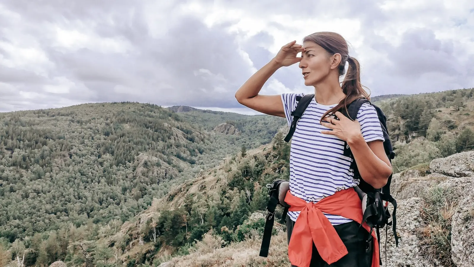 Can Long Travel Days Make Hiking Recovery Worse?