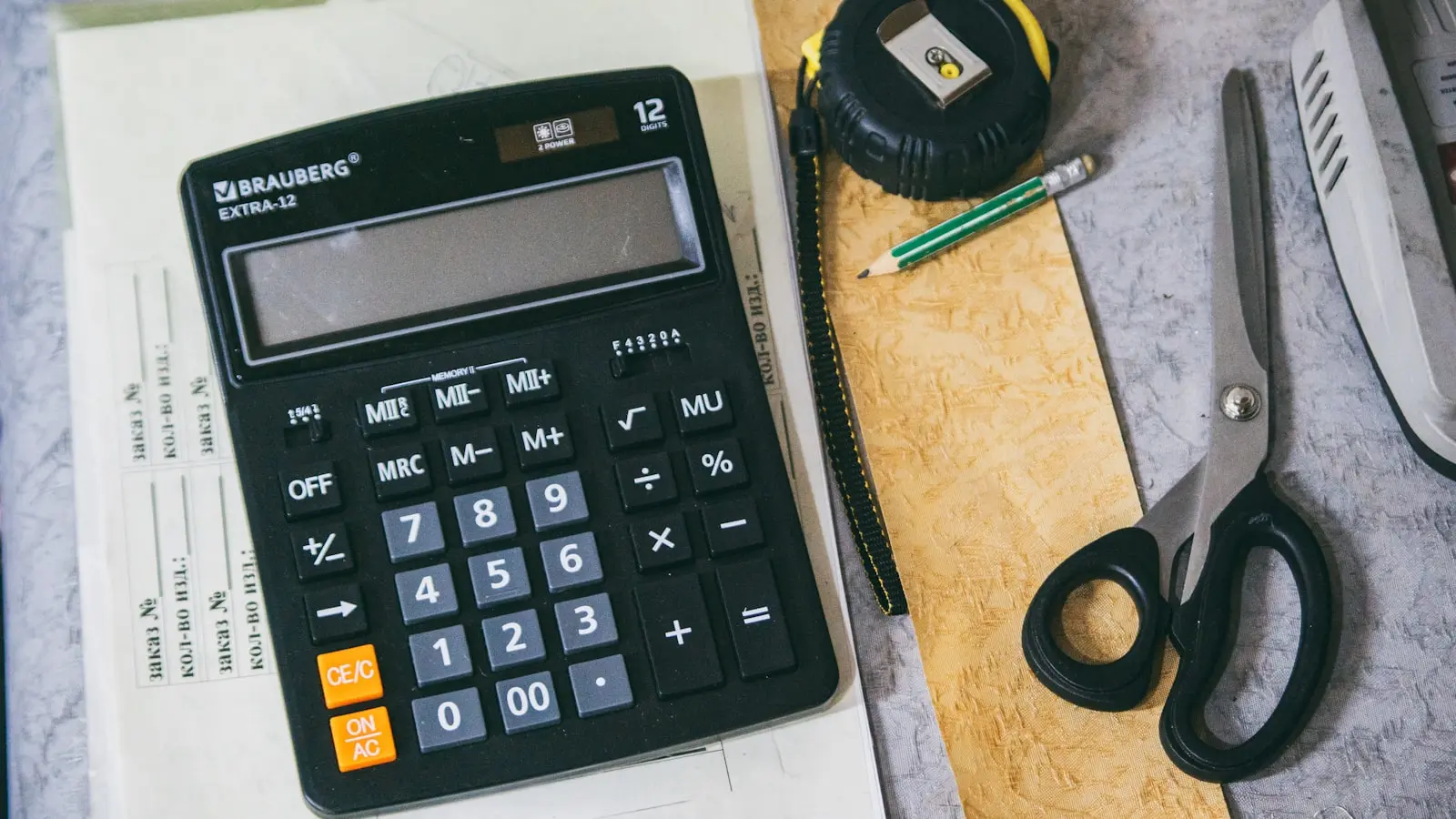 Should You Pay Off Your Mortgage Early or Invest?
