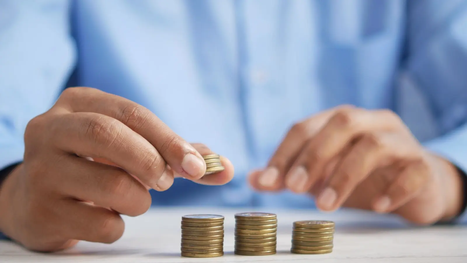 Should Retirees Buy Long-Term Bonds for Income?