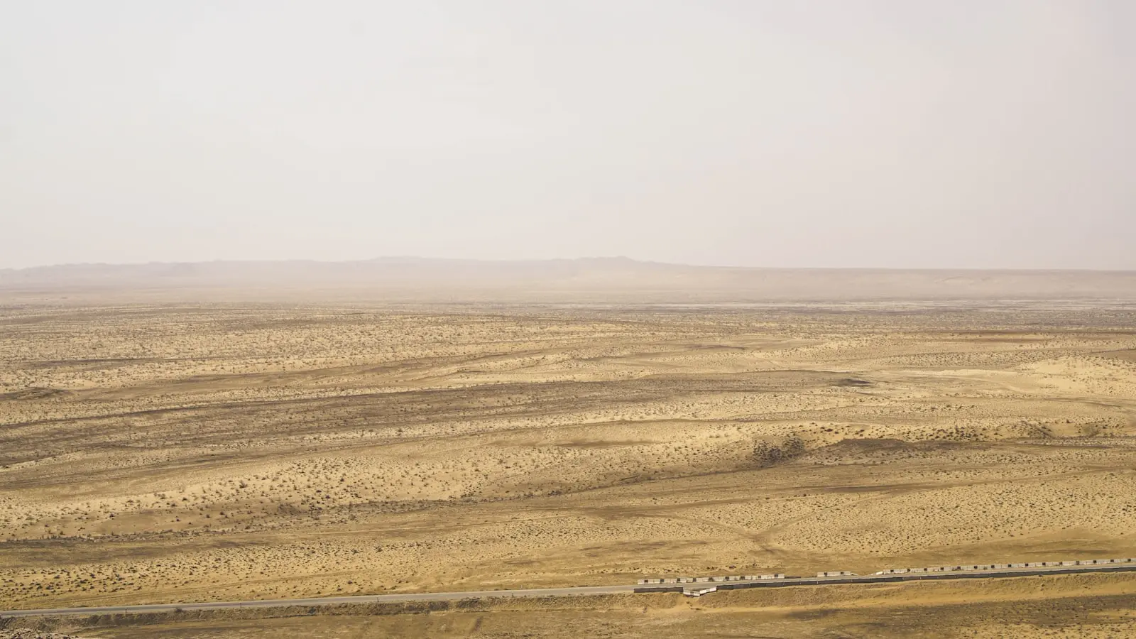 How Can You Stay Hydrated While Walking in Uzbekistan's Heat for 13 Days?