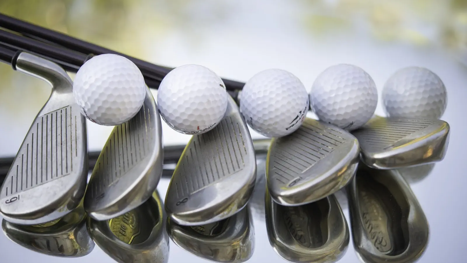 When Should Recreational Golfers Replace Worn Wedges?