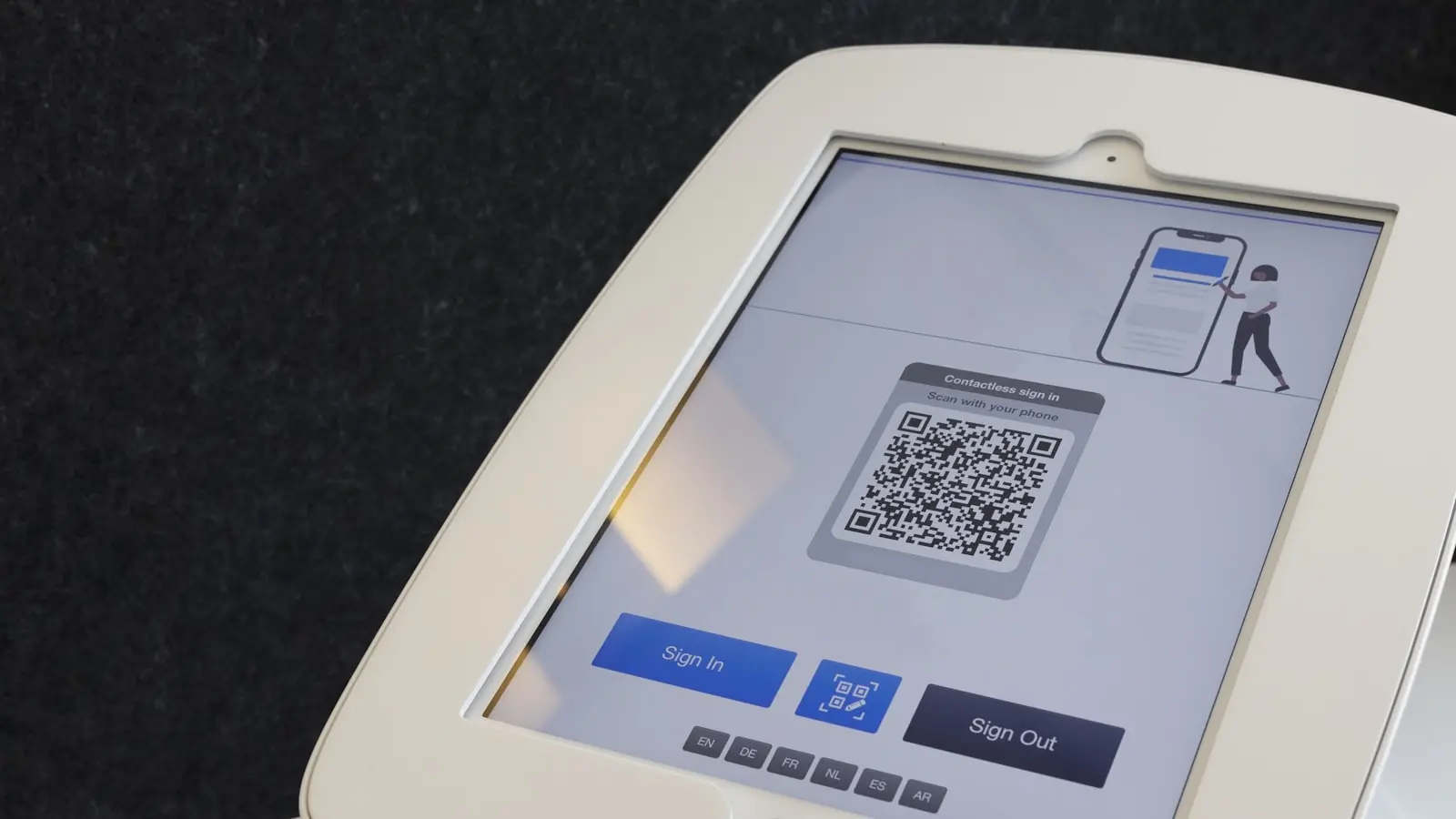 Why Are Biometric Authentication Systems Replacing Traditional Password Security