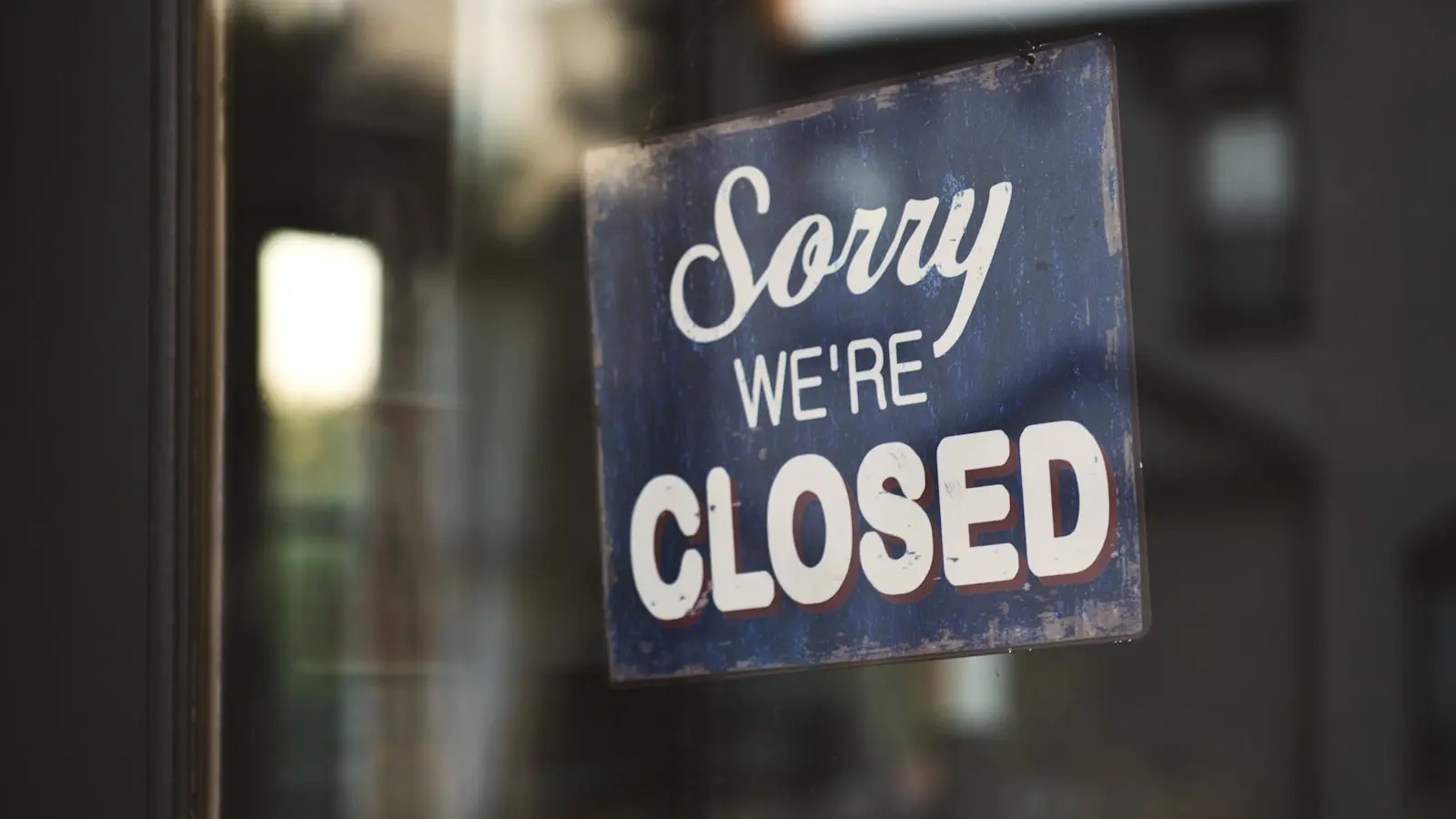 Why do popular tracking apps suddenly shut down?