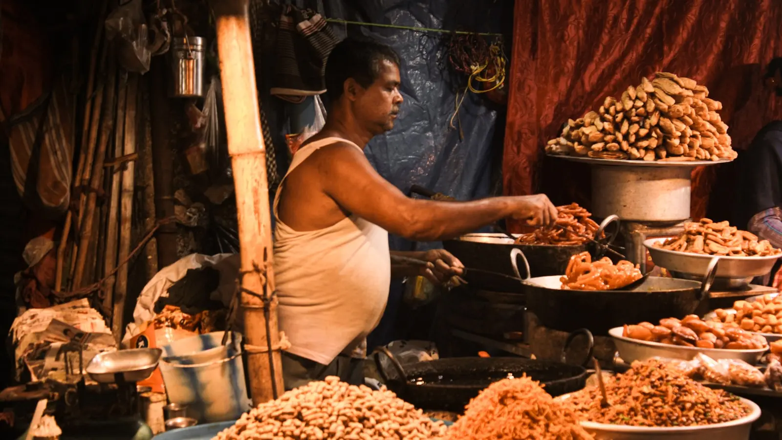 Why Does Sicilian Street Food Cause Stomach Problems for Travelers?